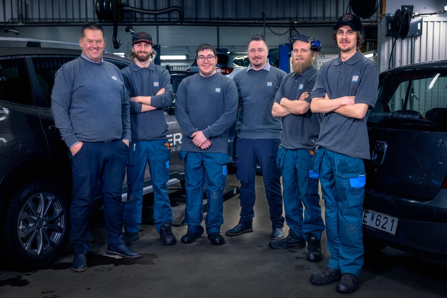 Personal i verkstaden på Ulf Nylanders Bilar - en Bosch Car Service verkstad i Örnsköldsvik